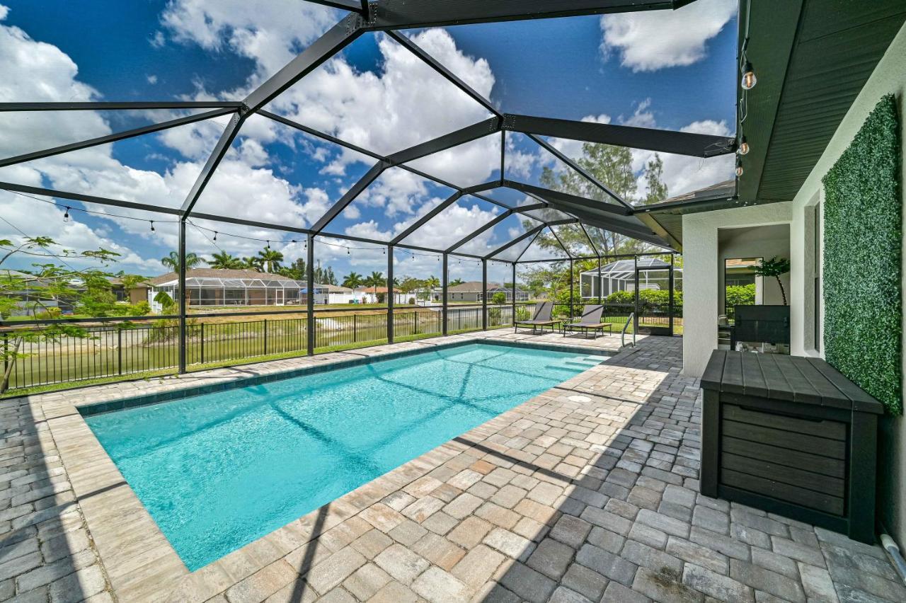 Centrally Located Cape Coral Oasis On Fresh Water Villa Luaran gambar